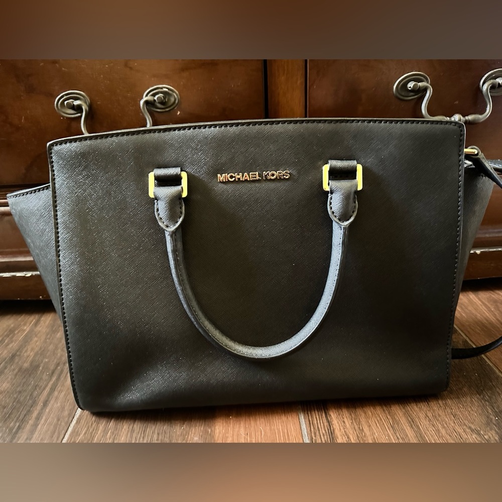 Micheal Kors Bag